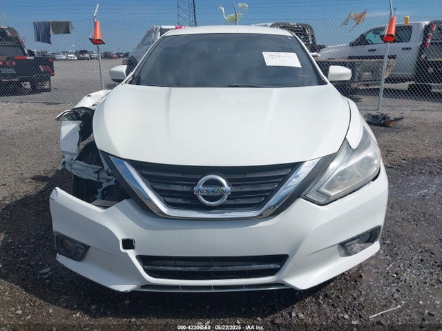 Nissan Altima 2018 1N4AL3AP0JC126695 Image 13