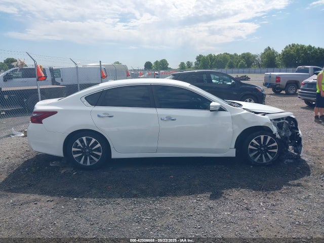 Nissan Altima 2018 1N4AL3AP0JC126695 Image 14