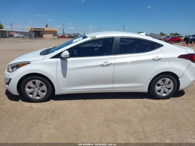 5NPDH4AE2GH780060 Hyundai ELANTRA SE