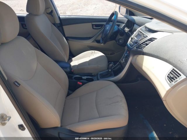 5NPDH4AE2GH780060 Hyundai ELANTRA SE