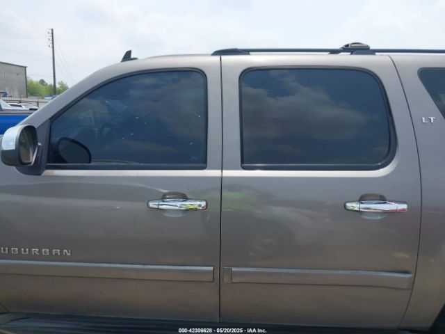 1GNSCJE03ER225750 Chevrolet Suburban 1500 Lt
