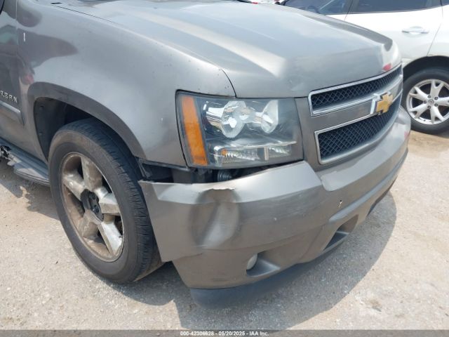1GNSCJE03ER225750 Chevrolet Suburban 1500 Lt