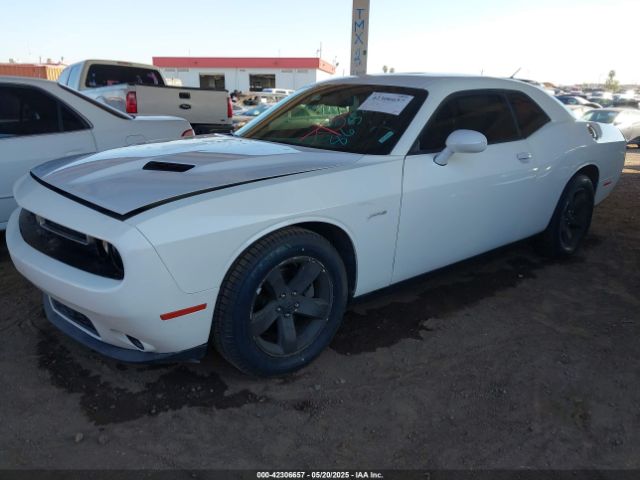 2C3CDZAG8FH865213 Dodge Challenger Sxt