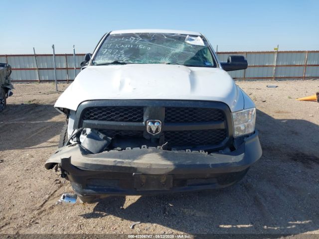 1C6RR6STXKS609893 RAM 1500 Classic Tradesman  4x2 6'4 Box