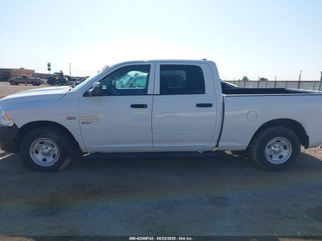 1C6RR6STXKS609893 RAM 1500 Classic Tradesman  4x2 6'4 Box