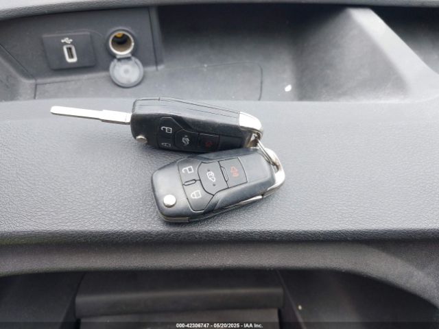1FTYE1YG8LKB08273 Ford Transit-150