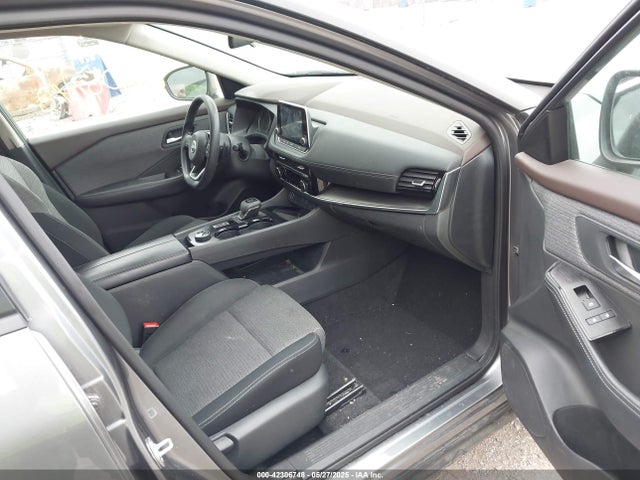5N1BT3BB6NC698308 Nissan Rogue Sv Intelligent Awd
