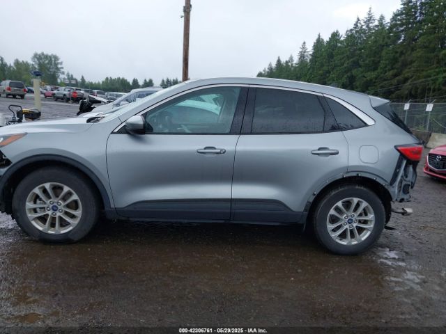 1FMCU0BZ4MUA38497 Ford Escape Se Hybrid