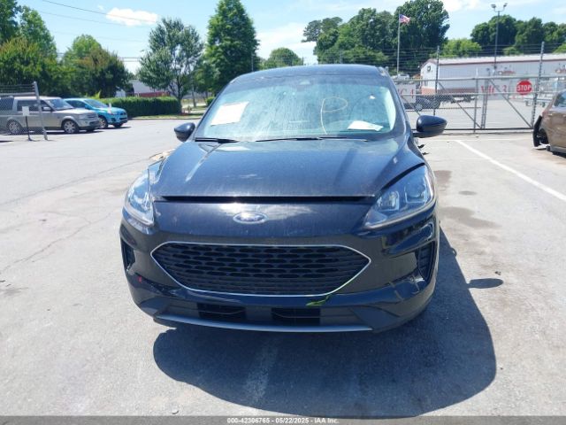 1FMCU9BZ7MUA83308 Ford Escape Se Hybrid
