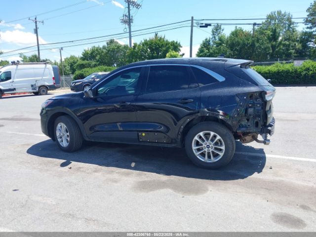 1FMCU9BZ7MUA83308 Ford Escape Se Hybrid