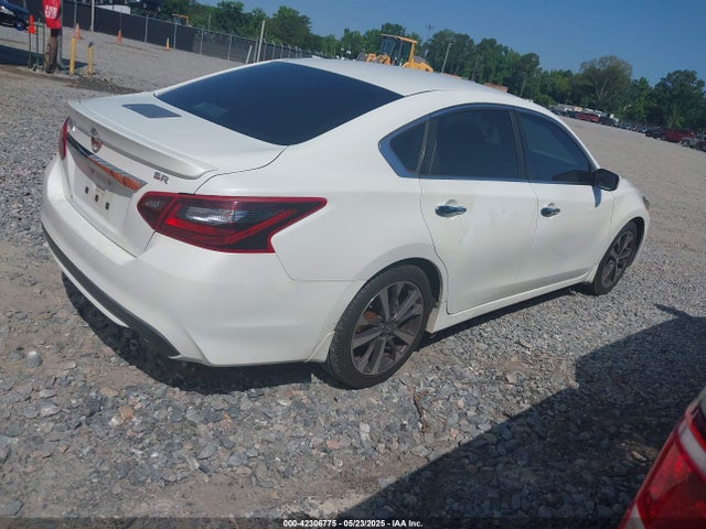 1N4AL3AP9HN351471 Nissan Altima 2.5 Sr
