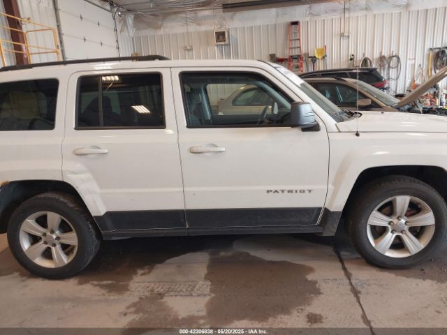 1C4NJRFB4GD658942 Jeep Patriot Latitude