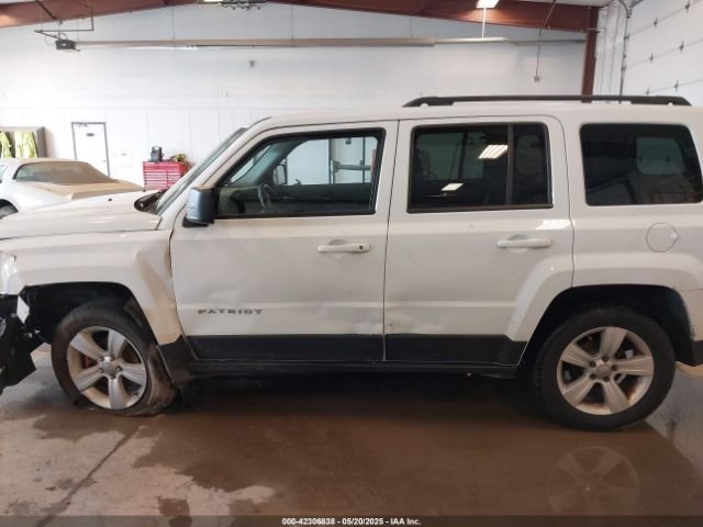 1C4NJRFB4GD658942 Jeep Patriot Latitude