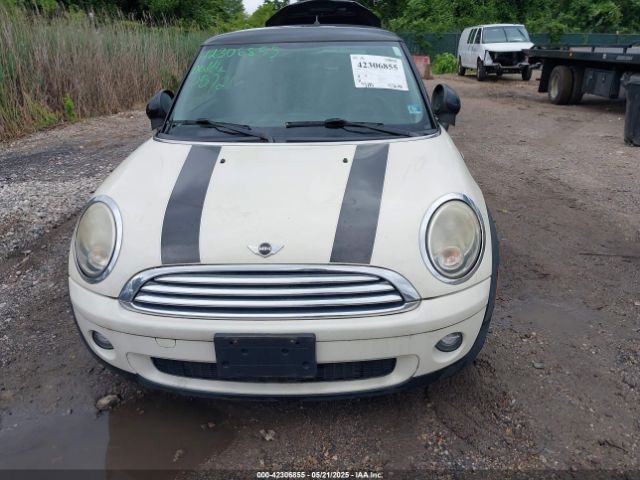 2010 MINI COOPER WMWMF3C55ATZ25847 Photo 5