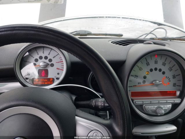 2010 MINI COOPER WMWMF3C55ATZ25847 Photo 6
