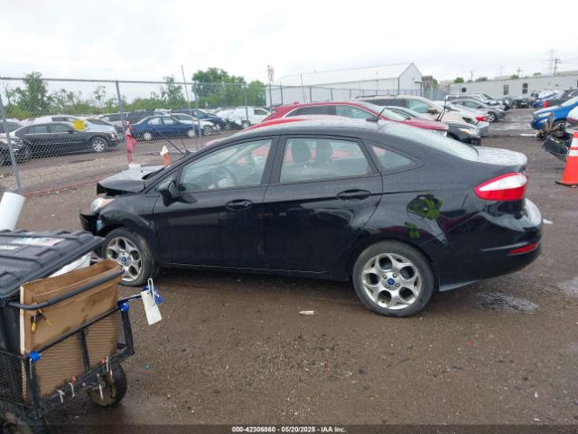 3FADP4BJ0JM104163 Ford FIESTA SE