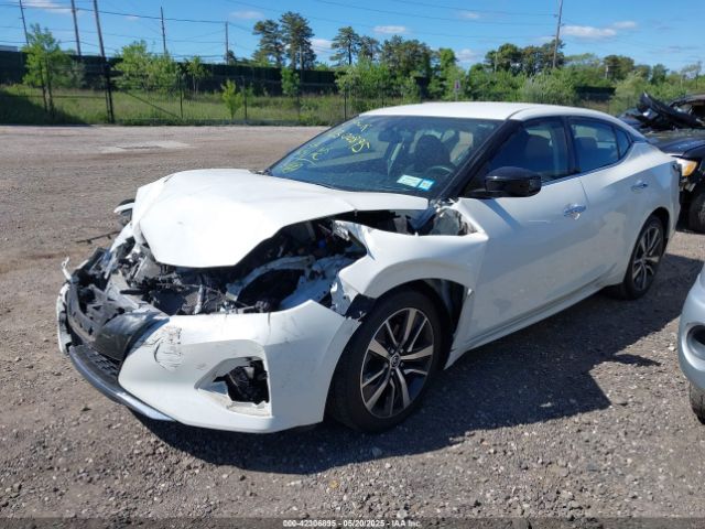 1N4AA6AVXKC374105 Nissan Maxima 3.5 S