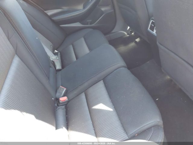 1N4AA6AVXKC374105 Nissan Maxima 3.5 S