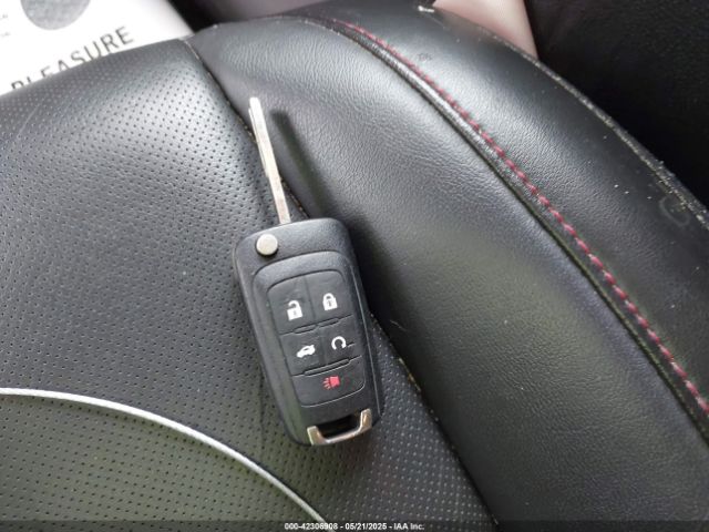 2GNALDEK0H6101983 Chevrolet Equinox Premier