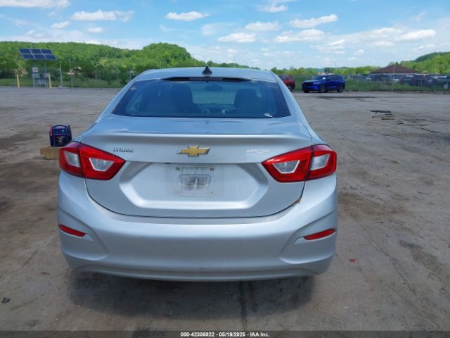 1G1BC5SM9J7109586 Chevrolet Cruze Ls Auto