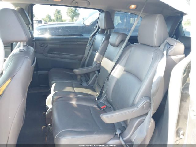 5FNRL6H80JB010624 Honda Odyssey Touring