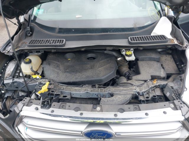 2017 FORD ESCAPE 1FMCU9J98HUE81845 Photo 9
