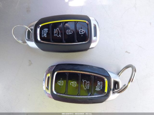 KM8K3CA52MU667416 Hyundai Kona Limited