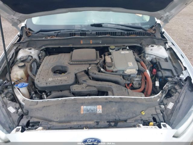 3FA6P0LU8FR160047 Ford Fusion Hybrid Se