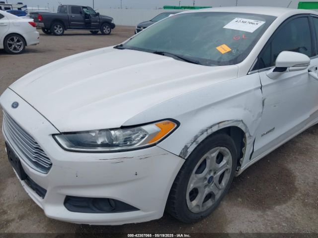 3FA6P0LU8FR160047 Ford Fusion Hybrid Se