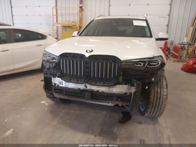 2021 BMW X7 5UXCW2C09M9F04200 Photo 5