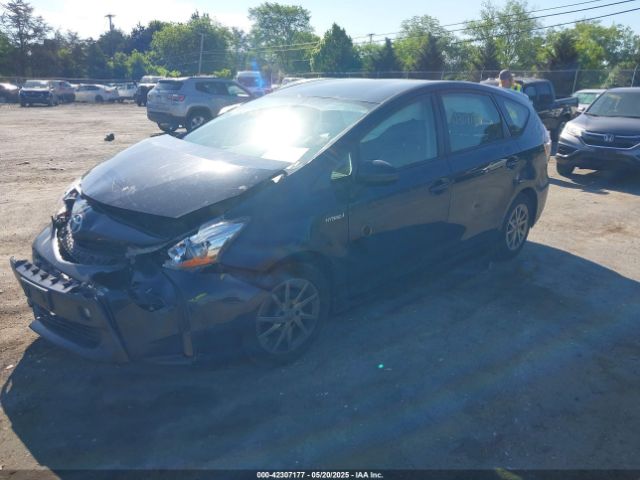 JTDZN3EU2HJ065380 Toyota Prius V Four