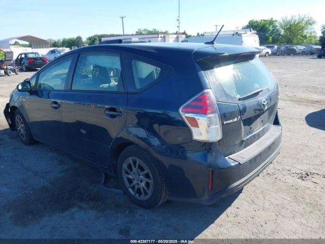 JTDZN3EU2HJ065380 Toyota Prius V Four