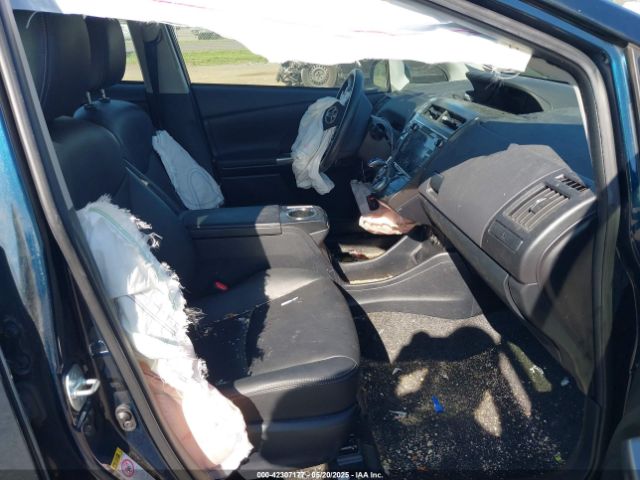 JTDZN3EU2HJ065380 Toyota Prius V Four
