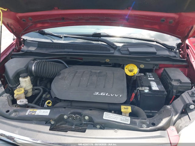 2C4RC1BG0ER256005 Chrysler Town & Country Touring