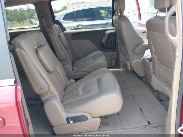 2C4RC1BG0ER256005 Chrysler Town & Country Touring