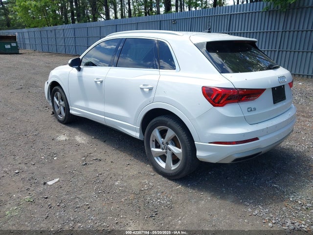 2020 AUDI Q3 WA1AECF32L1115054 Photo 2