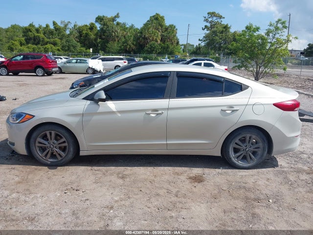 5NPD84LF1HH022766 Hyundai ELANTRA SE