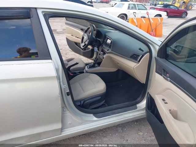 5NPD84LF1HH022766 Hyundai ELANTRA SE