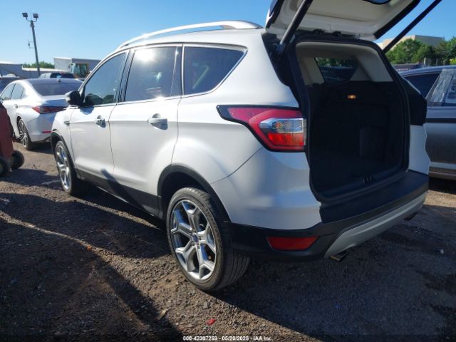 2017 FORD ESCAPE 1FMCU0J96HUE07576 Photo 2