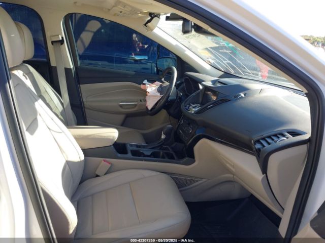 2017 FORD ESCAPE 1FMCU0J96HUE07576 Photo 4