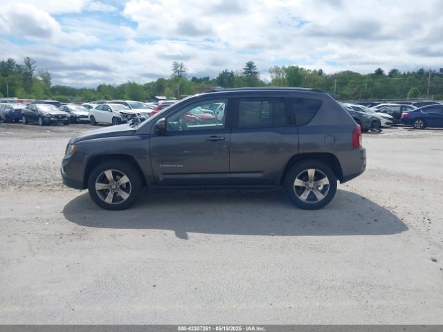 1C4NJDEB4GD697373 Jeep Compass High Altitude Edition