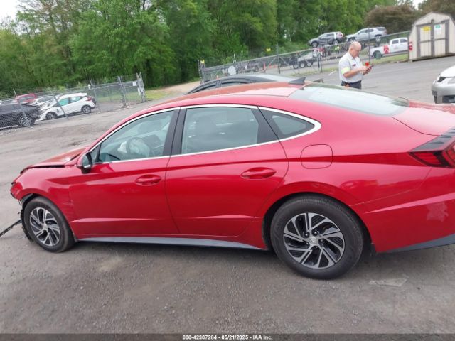 KMHL24JJ9MA026744 Hyundai Sonata Blue