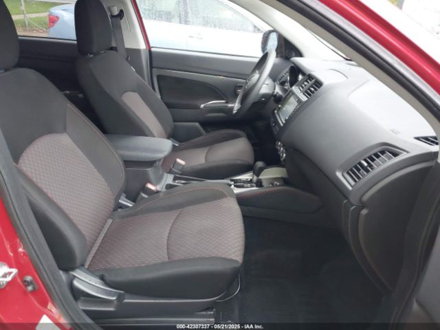 JA4AR3AU2JZ000974 Mitsubishi Outlander Sport 2.0 Es