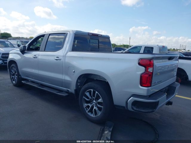 2022 CHEVROLET SILVERADO 1500 3GCPADED1NG595135 Photo 2