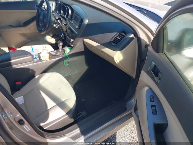 5XXGM4A75EG315789 KIA Optima Lx