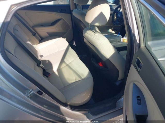 5XXGM4A75EG315789 KIA Optima Lx