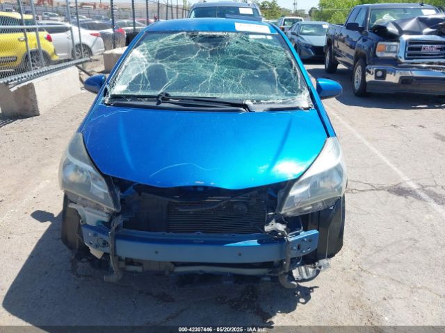 VNKKTUD36FA036488 Toyota YARIS LE