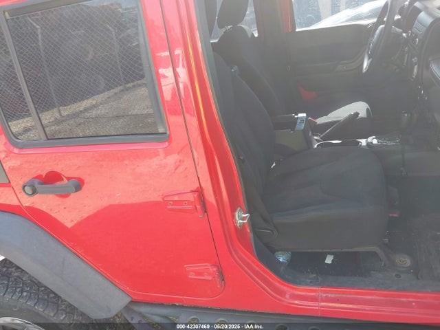 1C4BJWDG6GL140174 Jeep Wrangler