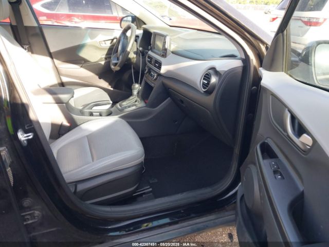 2019 HYUNDAI KONA KM8K33A50KU374319 Photo 4