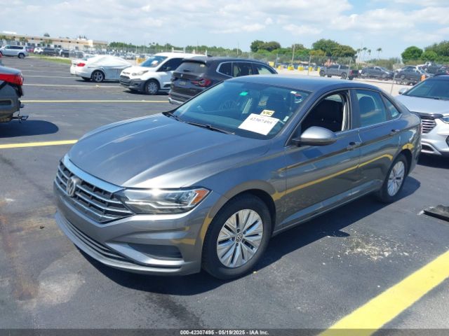 2019 VOLKSWAGEN JETTA 3VWCB7BU2KM126146 Photo 1